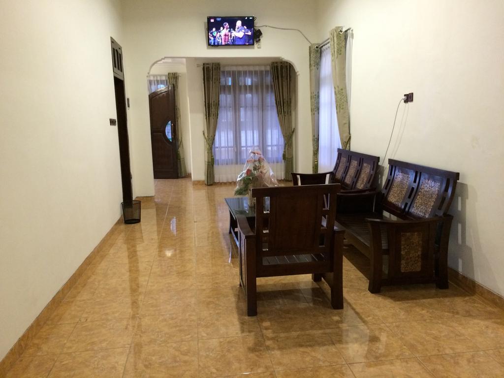 Shakila Guest House Маланг Екстер'єр фото